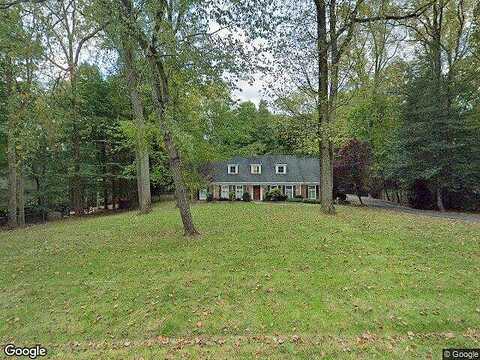 Maria, GREAT FALLS, VA 22066
