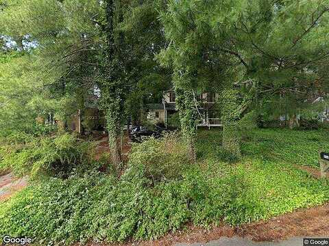 Chester Forest, NORTH CHESTERFIELD, VA 23237