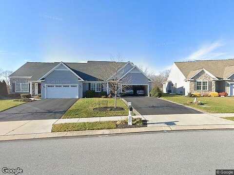 Oak Leaf, MOUNT JOY, PA 17552