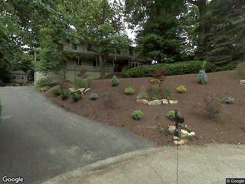 Woodland Hills, PITTSBURGH, PA 15235