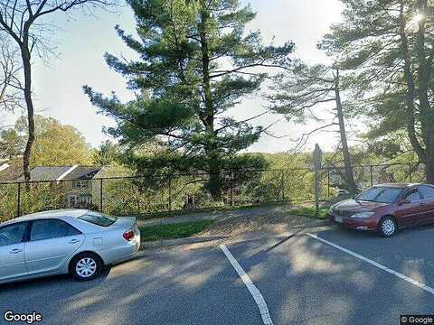 Maxfield, ANNANDALE, VA 22003