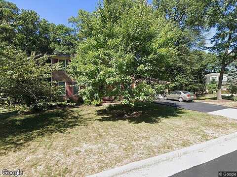 Birch Pond, FAIRFAX, VA 22033