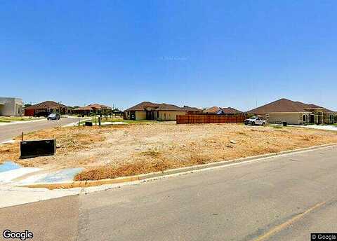 Nicole, EAGLE PASS, TX 78852