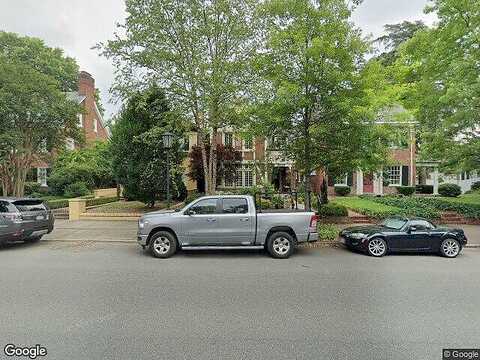 Monument, RICHMOND, VA 23221