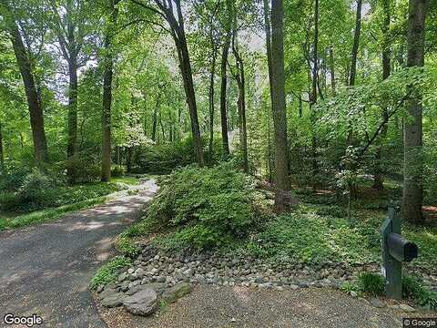 Foxvale, OAKTON, VA 22124