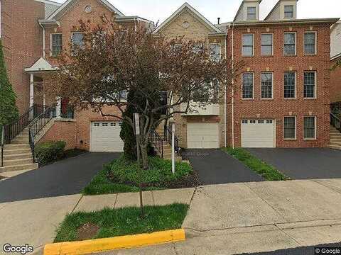 Fallswood Glen, FALLS CHURCH, VA 22044
