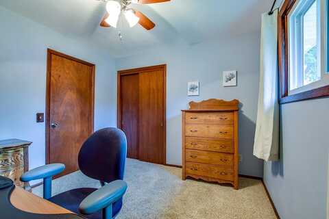 Westchester, STOUGHTON, WI 53589