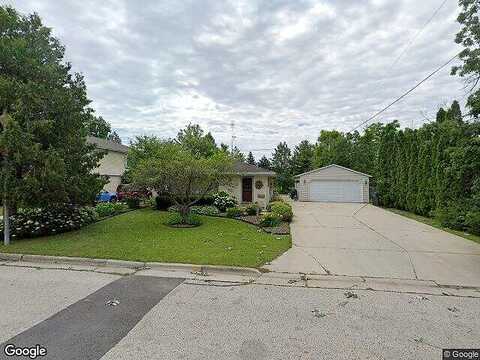 Shelly, SHEBOYGAN FALLS, WI 53085