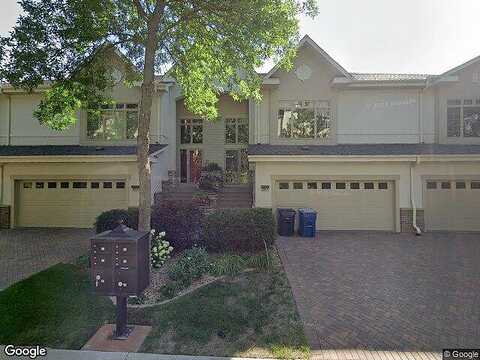 Willoughby, HOPKINS, MN 55305