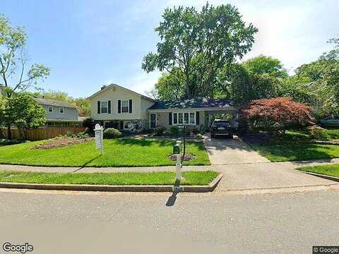 Leo, ALEXANDRIA, VA 22308