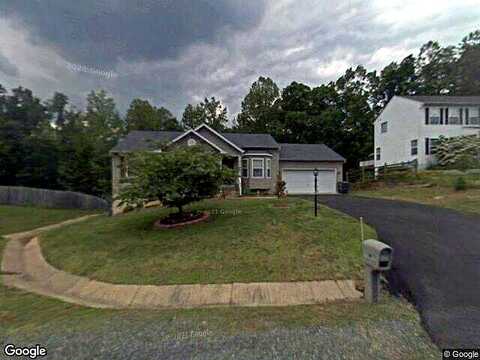 Amelia, FREDERICKSBURG, VA 22405