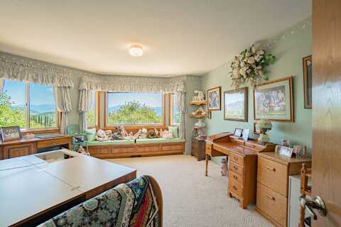 Highcrest, MEDFORD, OR 97504