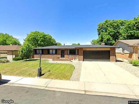 Vivian, LONGMONT, CO 80501