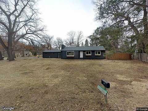 Live Oak, HOPKINS, MN 55305