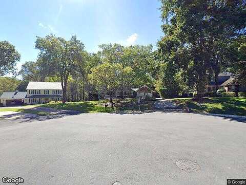 Yellow Pine, VIENNA, VA 22182