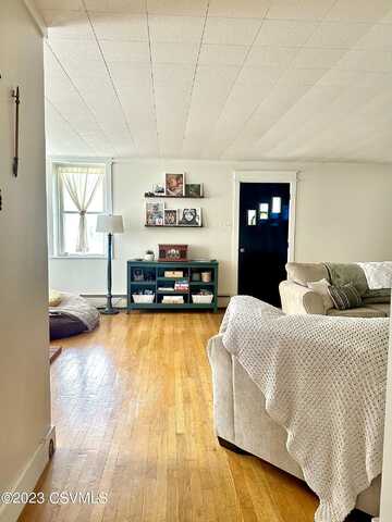Center, ELYSBURG, PA 17824