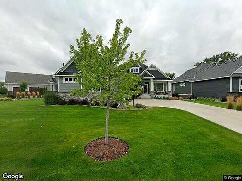 Annika, LAKE ELMO, MN 55042
