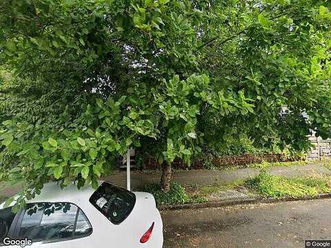 Lenore, PORTLAND, OR 97211