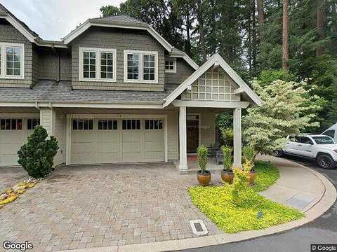 Trillium Woods, LAKE OSWEGO, OR 97035