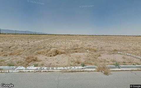 Nicoles, ADELANTO, CA 92301