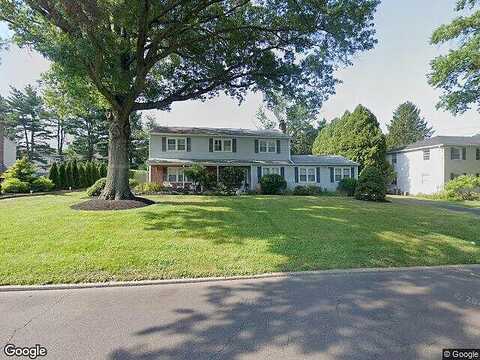 Queens, YARDLEY, PA 19067