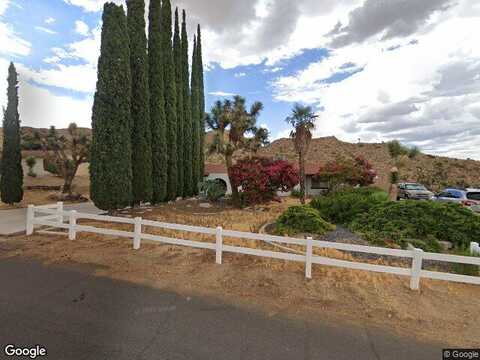 Amador, YUCCA VALLEY, CA 92284