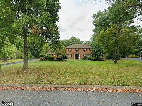 Hunt, NEWTOWN SQUARE, PA 19073