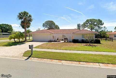 Dickens, SARASOTA, FL 34231