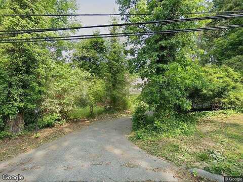 Merion Square, GLADWYNE, PA 19035