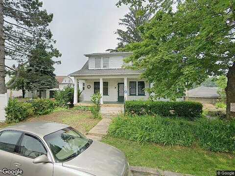 8Th, HAZLETON, PA 18201