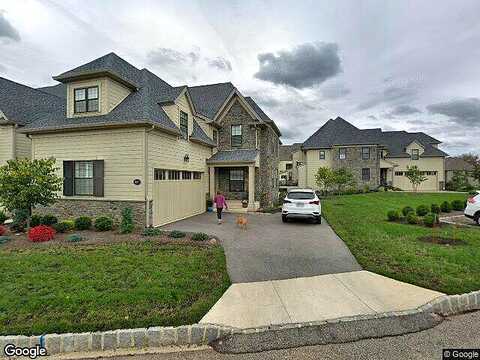 Creekside, FLOURTOWN, PA 19031