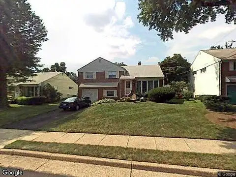 Louise, GLENSIDE, PA 19038