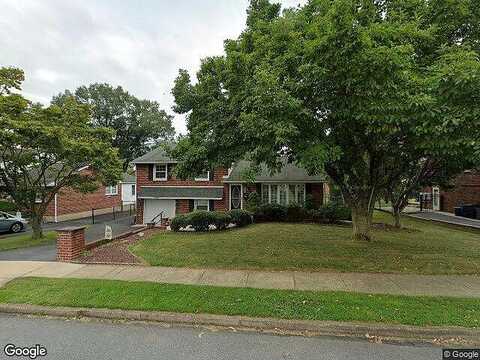 Cambridge, BROOKHAVEN, PA 19015