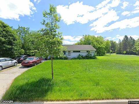 41St, MILWAUKEE, WI 53221