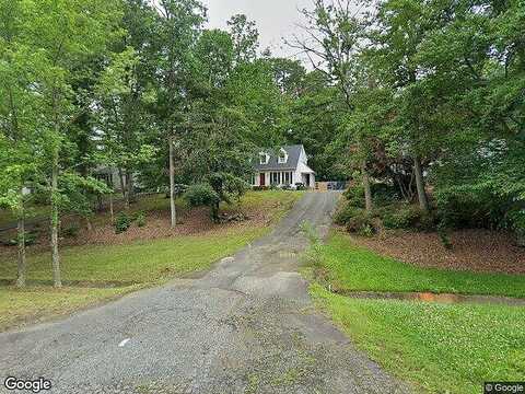 Jett, FREDERICKSBURG, VA 22405