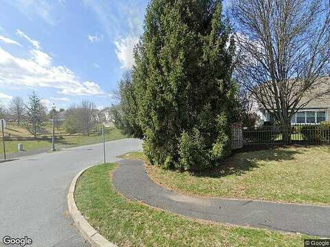 Oak Hill, READING, PA 19610