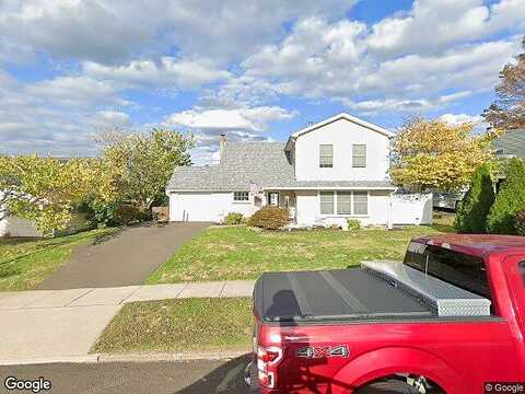 Hawk, LEVITTOWN, PA 19056