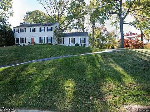 Donalyn, BERWYN, PA 19312