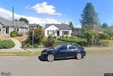 Avenue F, SNOHOMISH, WA 98290