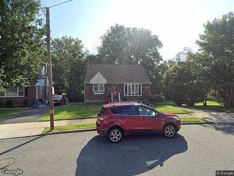 Harrison, GLENOLDEN, PA 19036