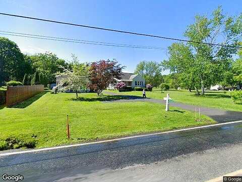 Main, EMMAUS, PA 18049