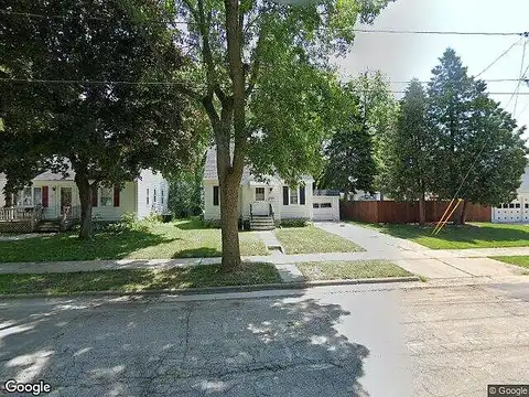 Oak Grove, GREEN BAY, WI 54302