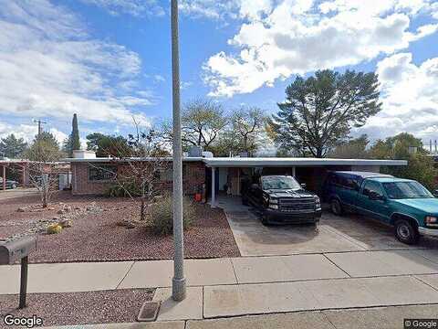 Avenida Carolina, TUCSON, AZ 85712