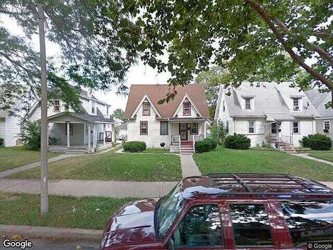 54Th, MILWAUKEE, WI 53210