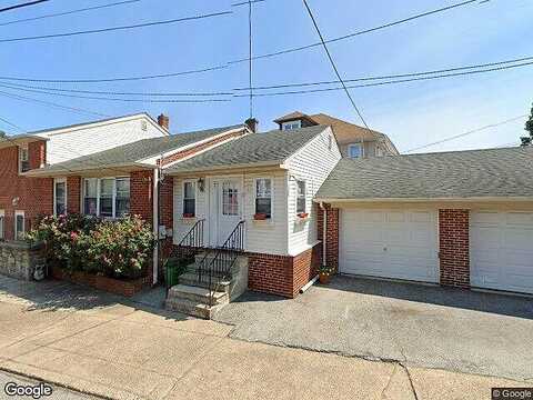 Edgmont, BROOKHAVEN, PA 19015