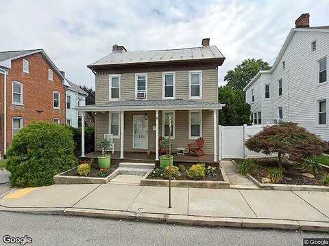 Locust, HANOVER, PA 17331