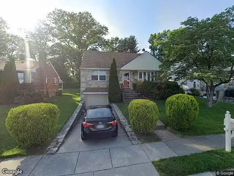 Perry, ELKINS PARK, PA 19027