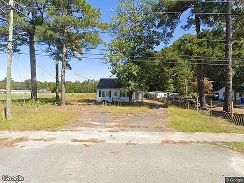 Main, COURTLAND, VA 23837