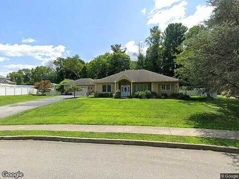 Windsor, BROOMALL, PA 19008