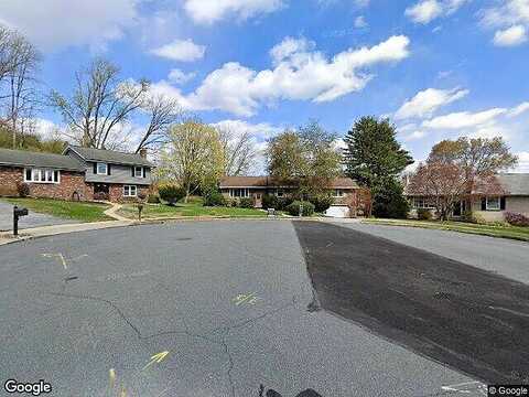 Executive, READING, PA 19606